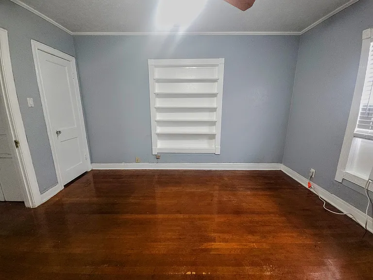 1904 W Main St #4 — Photo 3