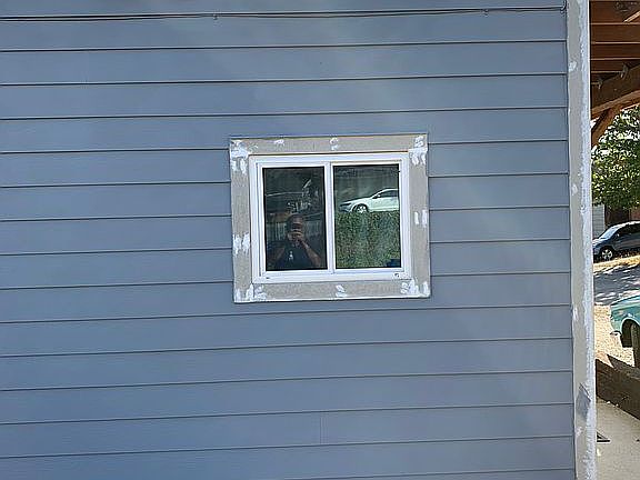 4th image of 247 S Cambrian Ave