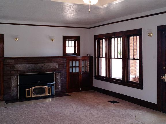 2nd image of 107 E Green Ave
