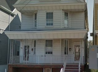 132 Lord Ave, Bayonne, NJ 07002