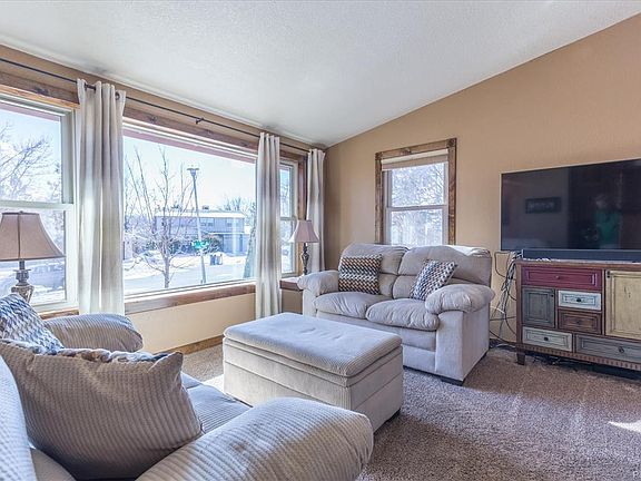 2nd image of 9731 W 88th Pl