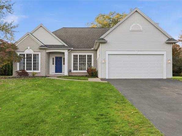 164 Sunny Mill Ln, Rochester, NY 14626