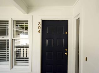 700-304 Bishops Park Dr, Raleigh, NC 27605