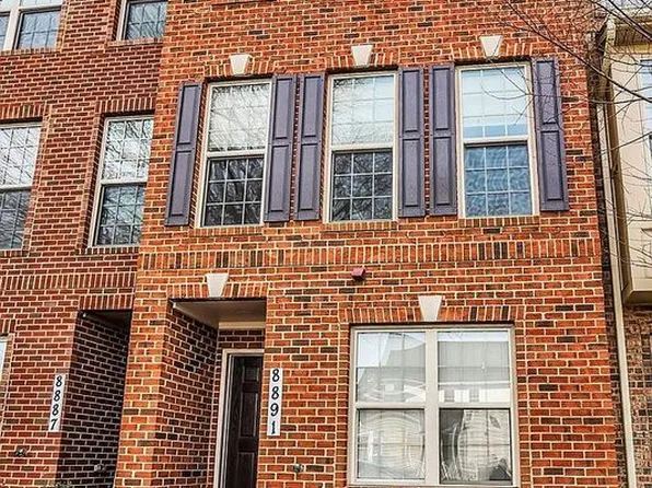 8891 Cherry St, Manassas, VA 20110