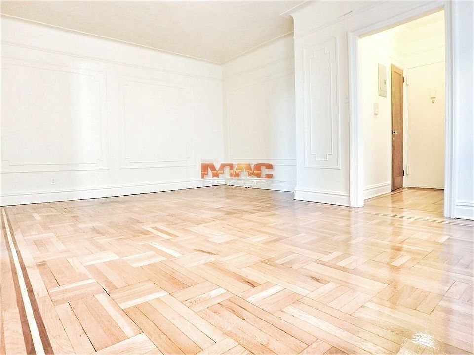 1st image of 30-84 29th St #6