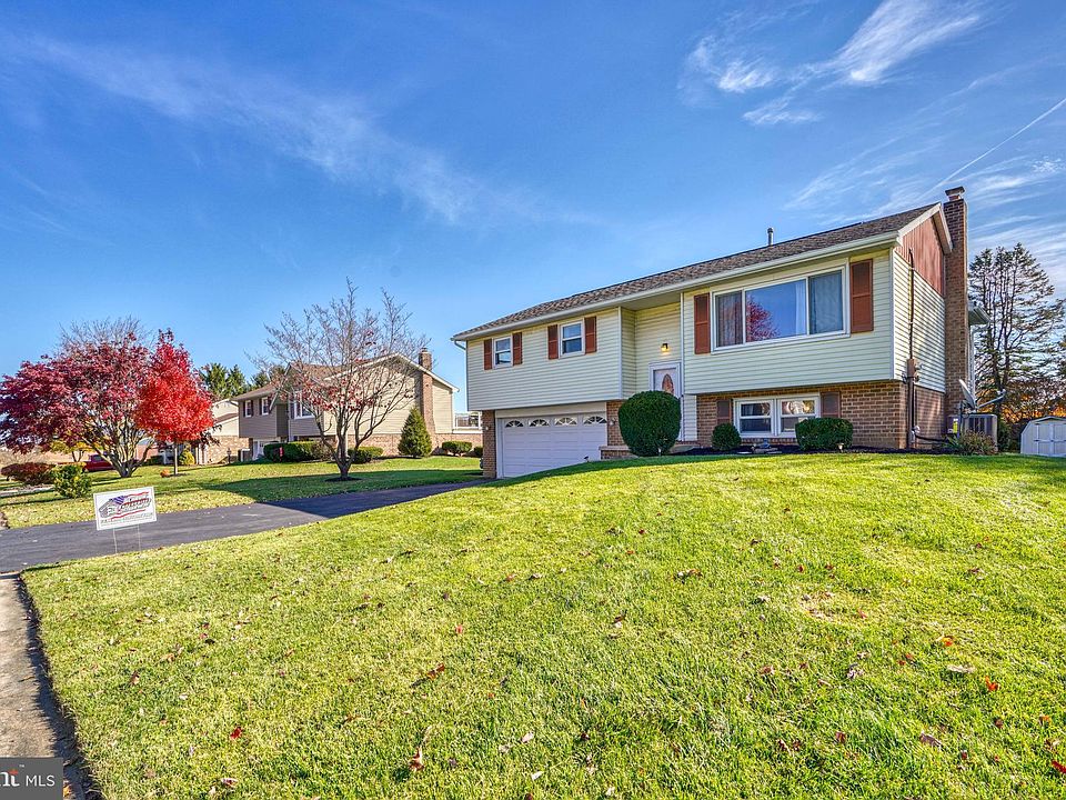 215 Stitt Dr, York, PA 17408 | Zillow