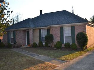 911 Countryside Ln, Montgomery, AL 36117