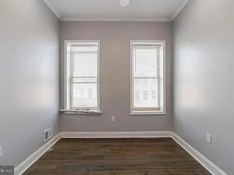 616 S Luzerne Ave — Photo 26
