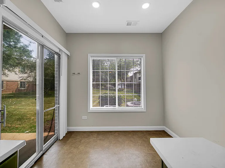 1661 Commodore Ct #3 — Photo 23