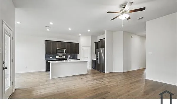 4198 Plateau Dr — Photo 4