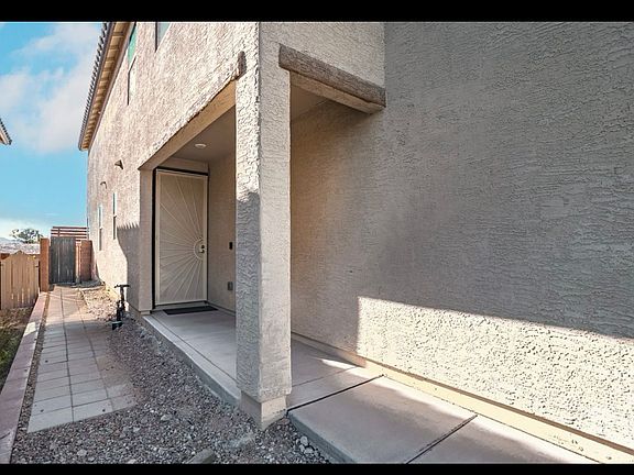 4th image of 5891 Umbra Ct