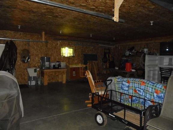 3rd image of 7933 Rocky Ln