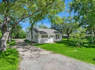 5821 Bruce Ave, Dickinson, TX 77539