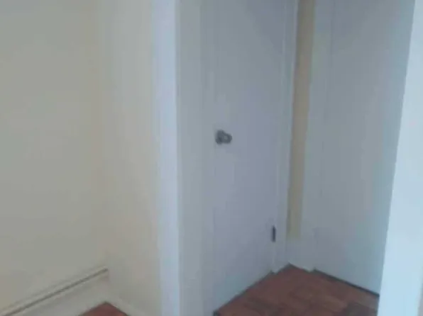 113 Mallory Ave, Jersey City, NJ 07304