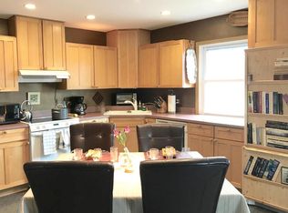 1231 E Randolph Ct, Milwaukee, WI 53212