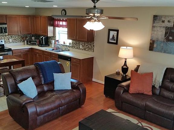 5th image of 2436 Norwood Pl