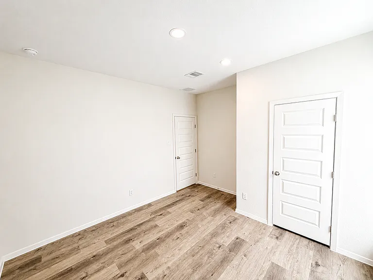 1619 Crooked River Ct — Photo 9