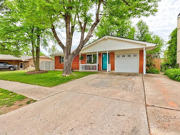 5th image of 408 W Forest Dr