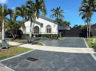 709 SE 13th Ter, Homestead, FL 33033