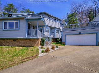 2058 Oakridge Dr, Charleston, WV 25311