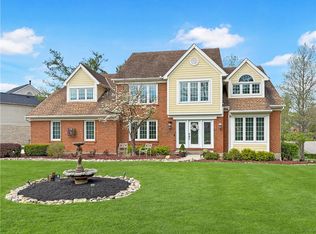 143 Churchill Ct, Loveland, OH 45140