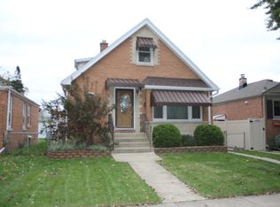 2563 Spruce St, River Grove, IL 60171