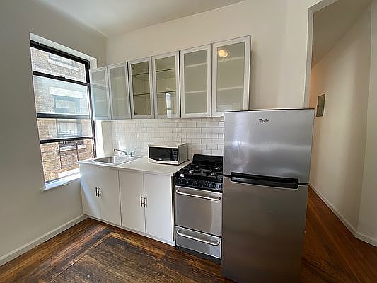 1st image of 205 W 103rd St APT 5F