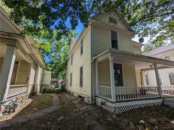 621 W 7th St, Sedalia, MO 65301