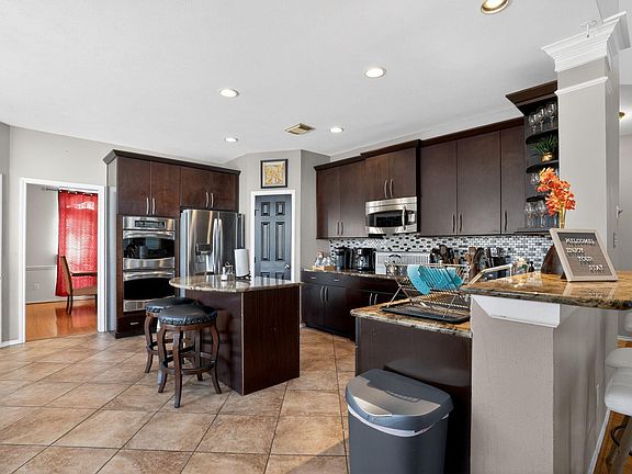 3rd image of 16410 Dawnblush Ct