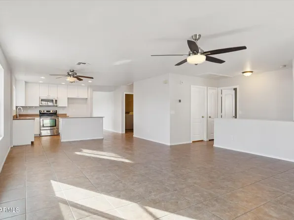 33419 N SONORAN Trail, San Tan Valley, AZ 85144