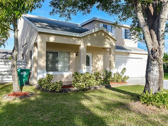 2nd image of 14450 SW 139 Avenue Cir W