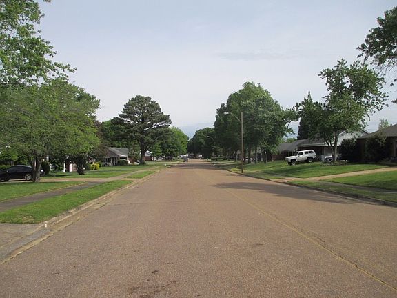 5th image of 7151 Juana Dr