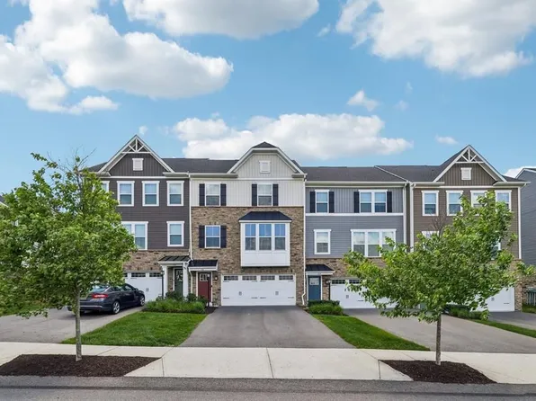 516 Florida Blvd, Cranberry Township, PA 16066