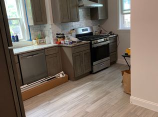 164 6th St FLOOR 1, Providence, RI 02906