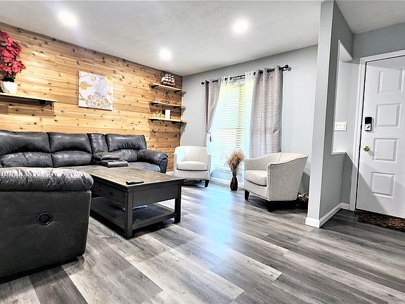 2nd image of 6247 Apple Valley Ct