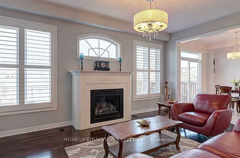 87 Betony Dr — Photo 4