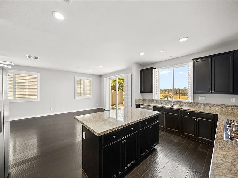 37749 Fiesta Flower St — Photo 14