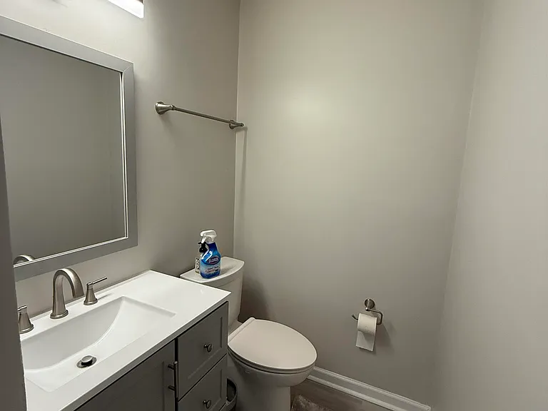 1305 Airport Dr #A05 — Photo 6