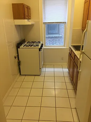 Rented by America Realty LLC | media 30