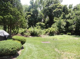 1477 Burr Oak Rd, Toms River, NJ 08755