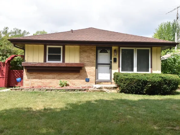 4935 North 88th STREET, Milwaukee, WI 53225