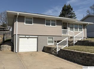 8304 Franklin St, Omaha, NE 68114