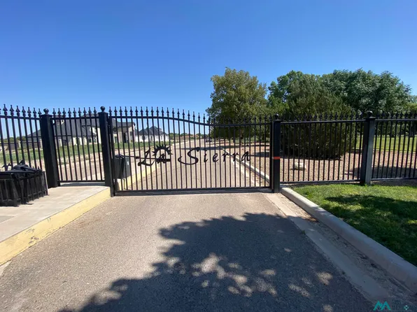 21 Jack McClellan Dr, Roswell, NM 88201