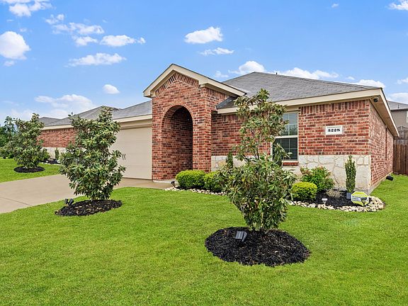 3rd image of 3228 Everly Dr