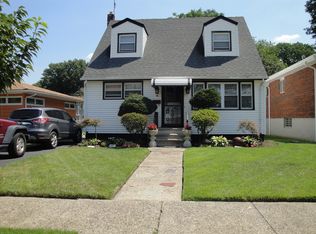 96 Madonna Pl, East Orange, NJ 07018
