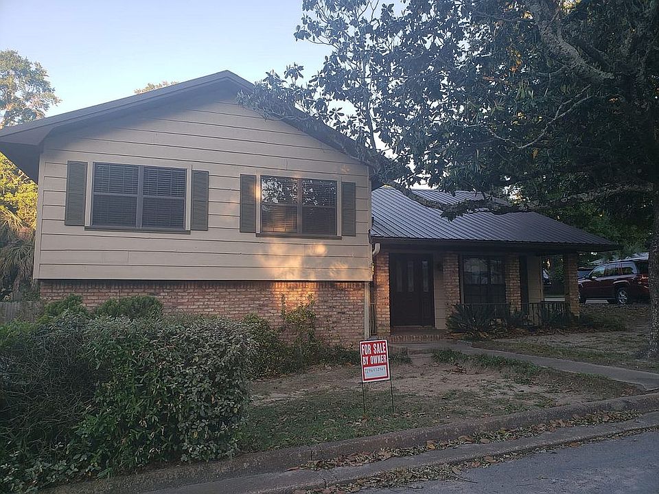 1st image of 142 Caldwell Ave