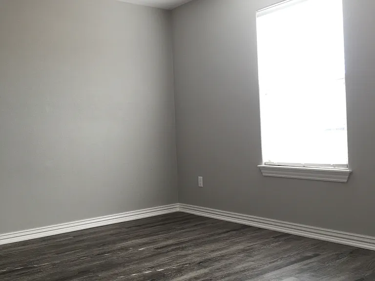 5858 W Luna St — Photo 16