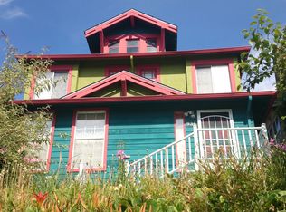 936 30th Ave, Seattle, WA 98122