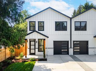 9343 SW 8th Ave, Portland, OR 97219