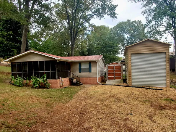 620 Mansard Island Dr, Springville, TN 38256